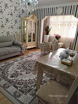 Satılır 4 otaqlı köhnə tikili 90 m² — Sumqayıt, 9-cu mikrorayon 4 otaq 90.00 m²