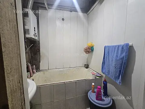 Satılır 3 otaqlı köhnə tikili 74 m²