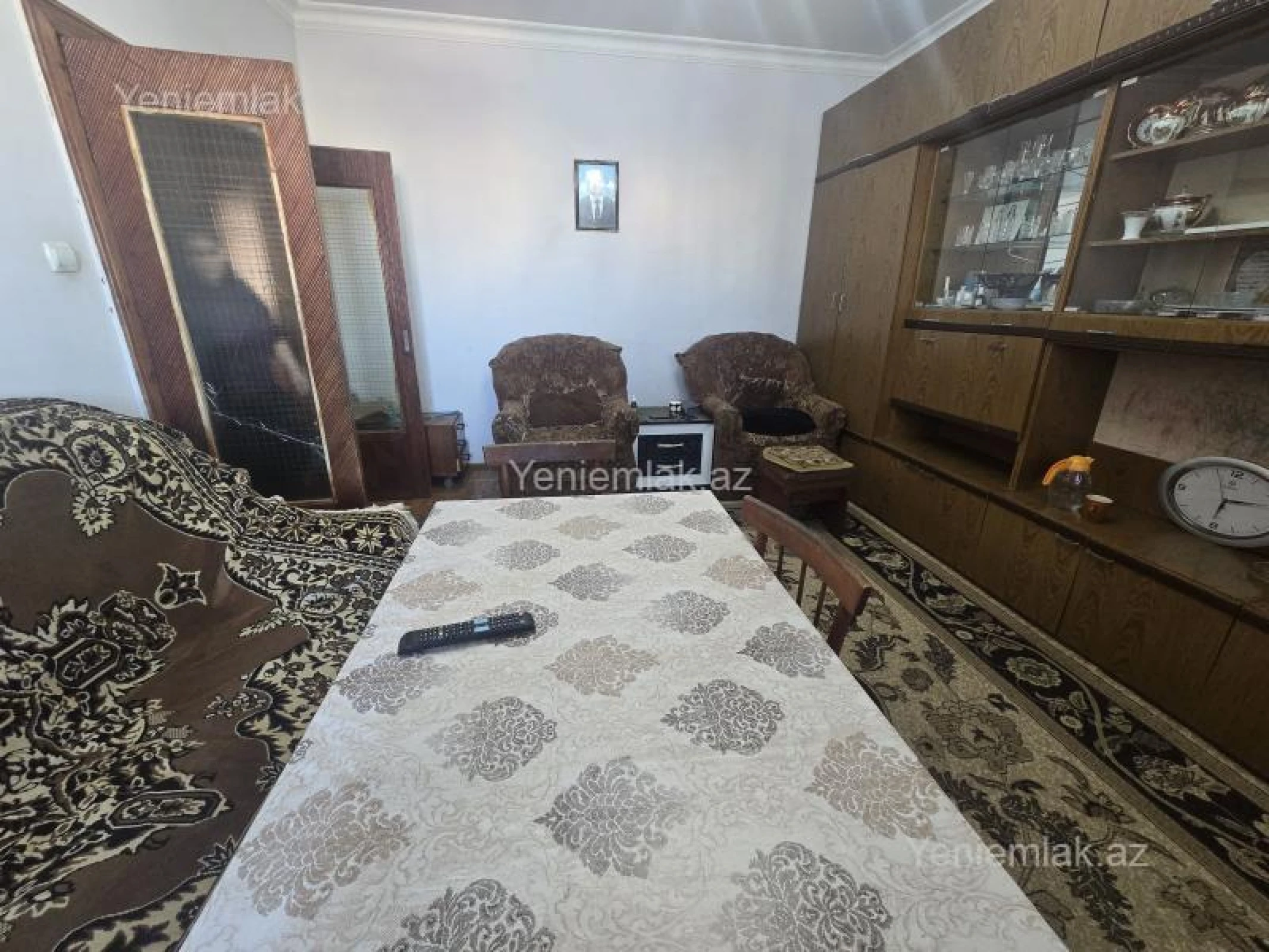Satılır 3 otaqlı köhnə tikili 74 m²