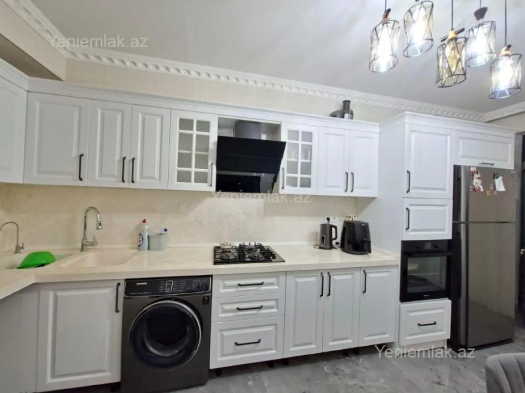 Satılır 3 otaqlı yeni tikili 127 m²