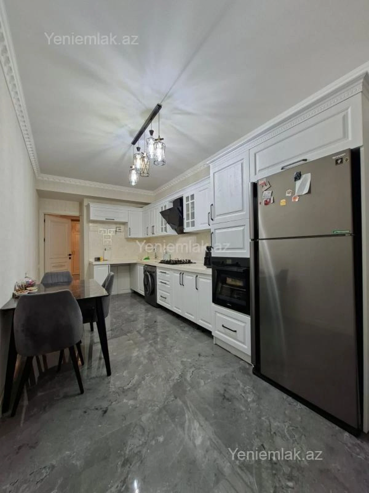 Satılır 3 otaqlı yeni tikili 127 m²