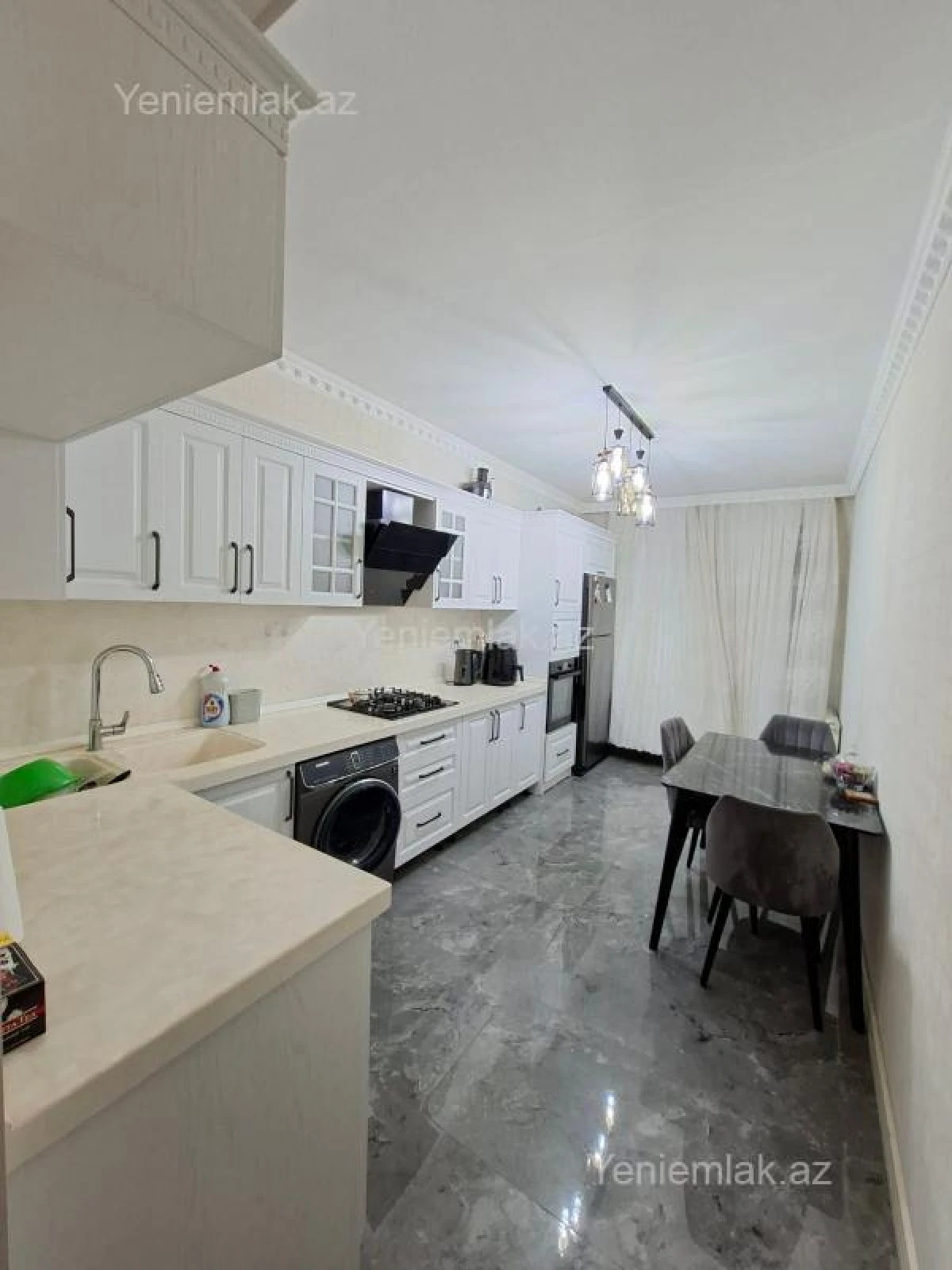 Satılır 3 otaqlı yeni tikili 127 m²