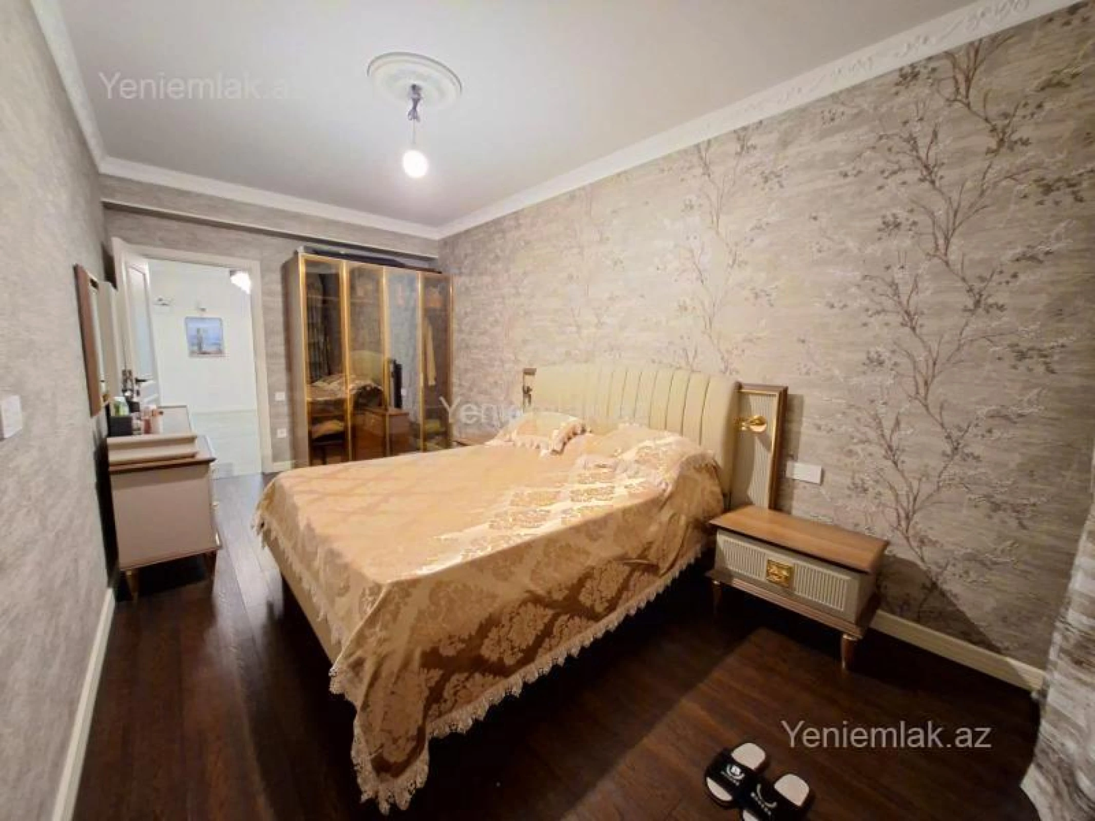 Satılır 3 otaqlı yeni tikili 127 m²