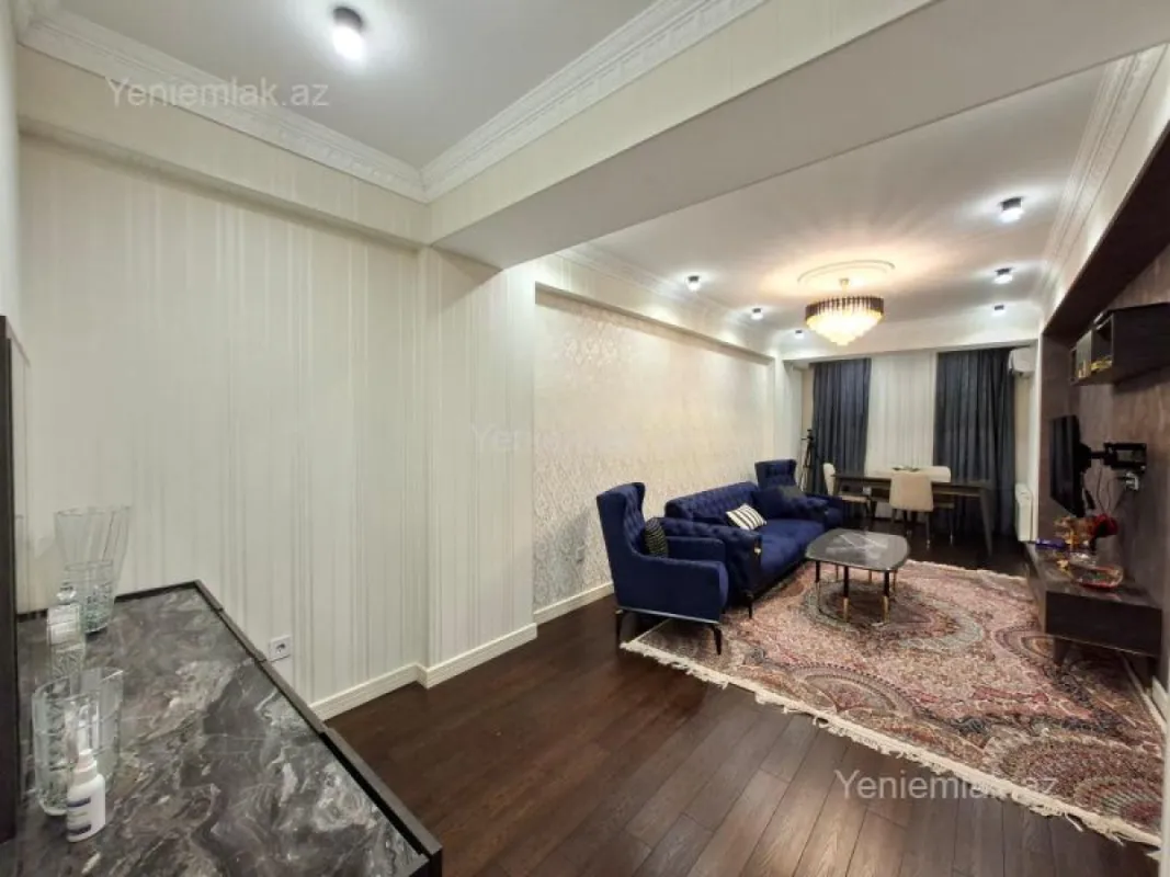 Satılır 3 otaqlı yeni tikili 127 m²