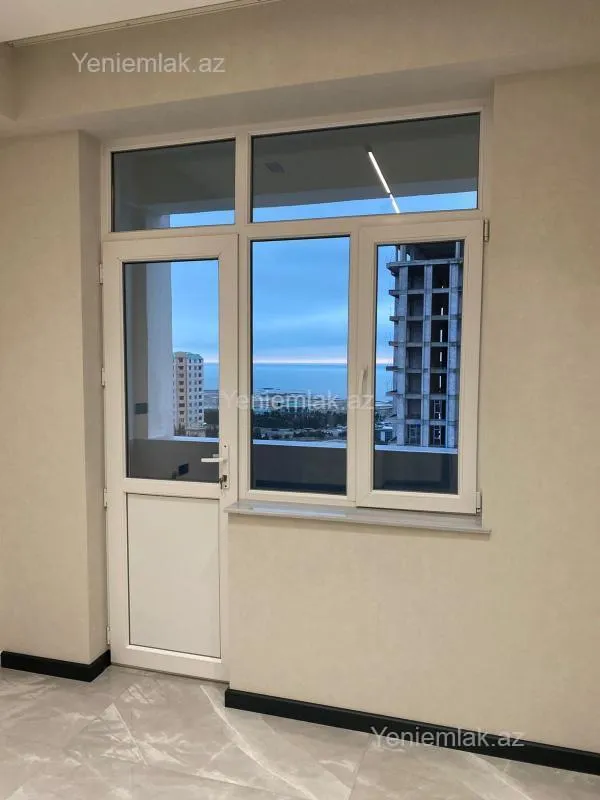 Satılır 3 otaqlı yeni tikili 130 m²
