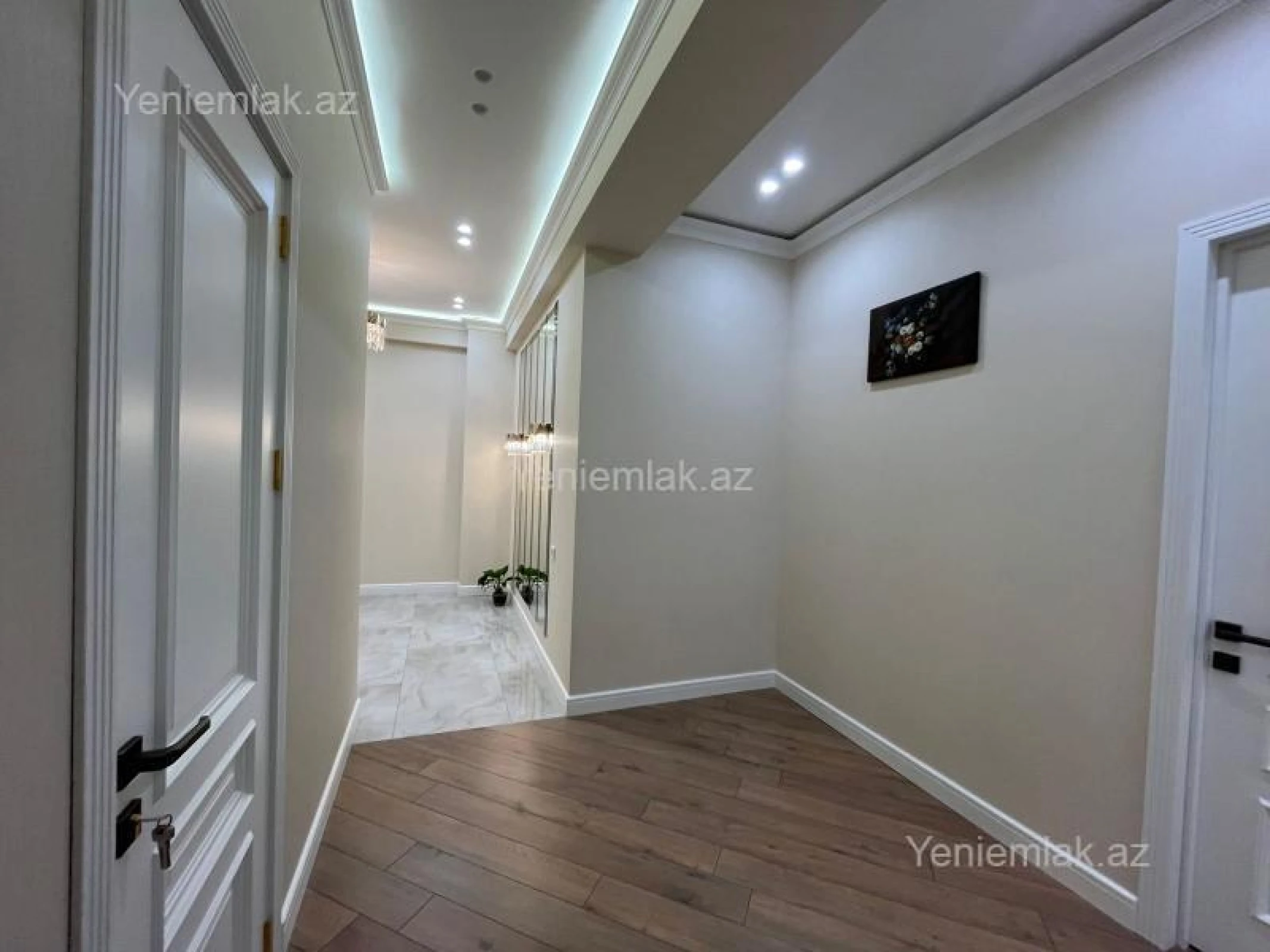 Satılır 3 otaqlı yeni tikili 98 m²