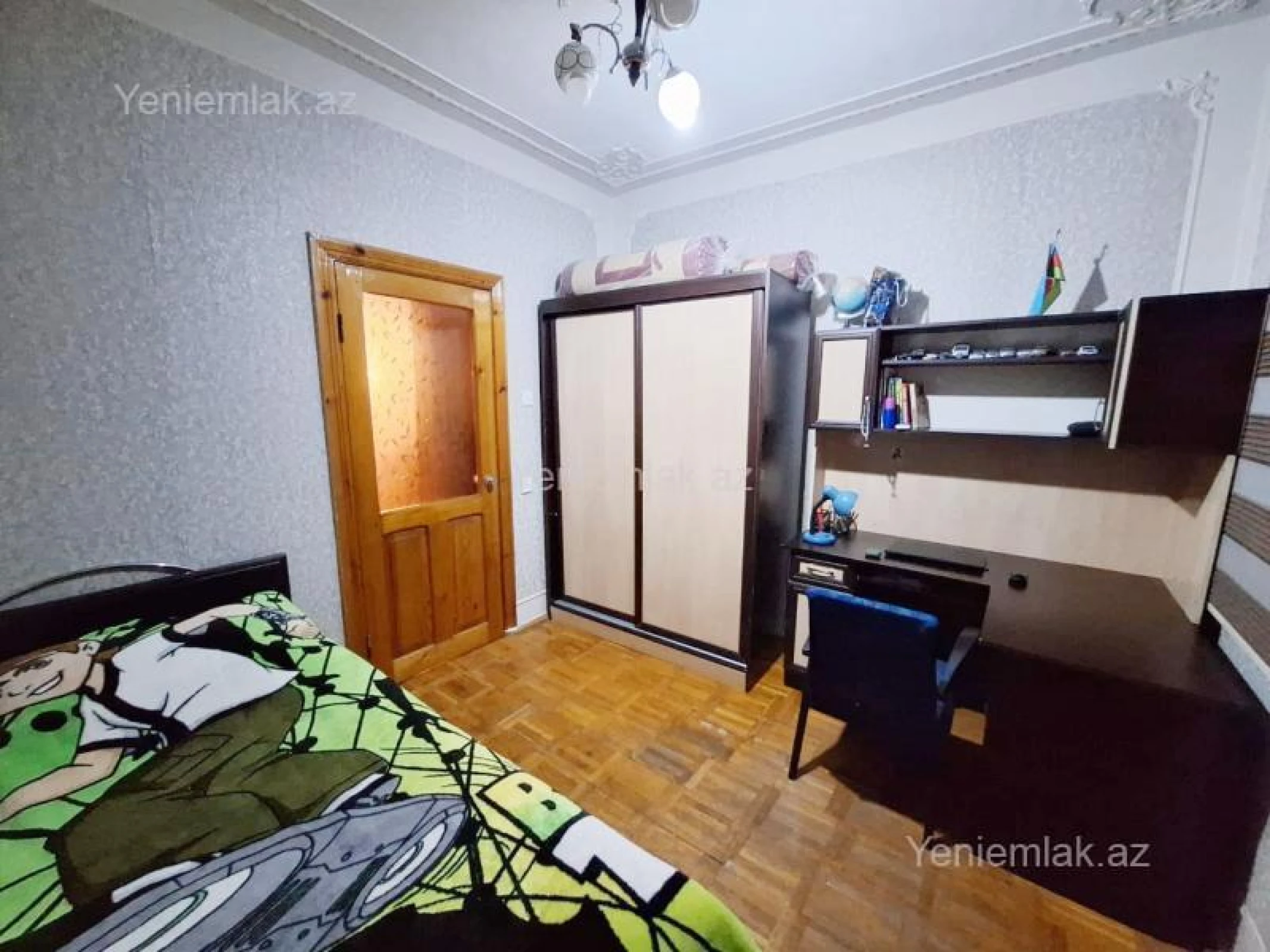 Satılır 3 otaqlı köhnə tikili 80 m²