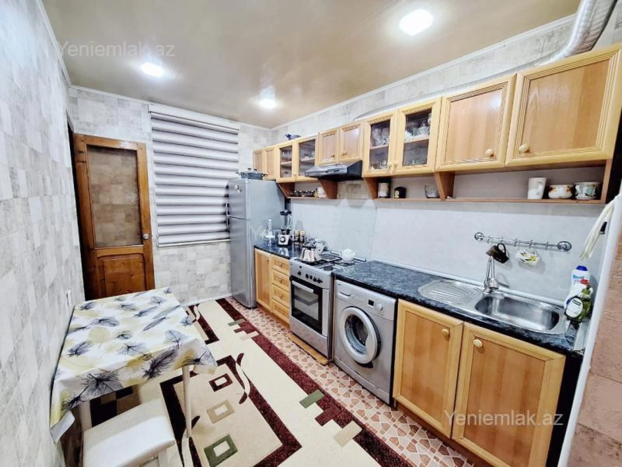 Satılır 3 otaqlı köhnə tikili 80 m²