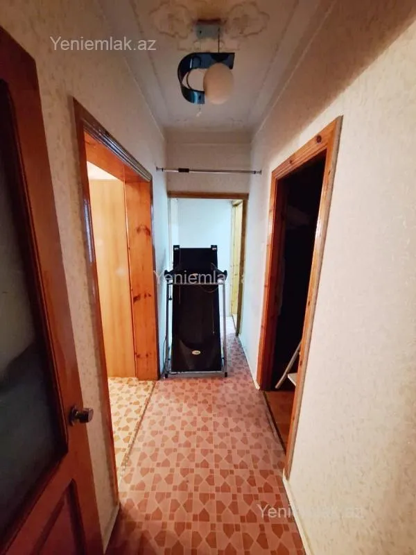 Satılır 3 otaqlı köhnə tikili 80 m²