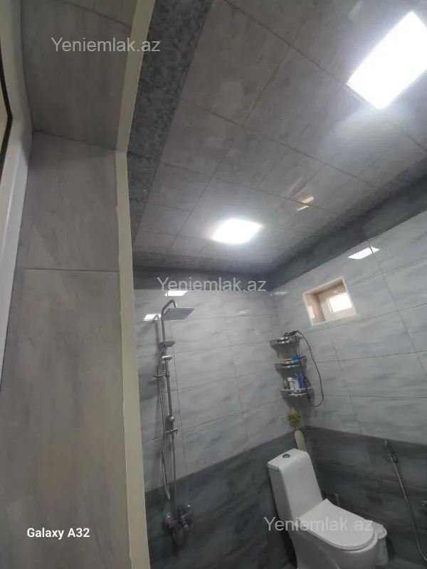 Satılır 4 otaqlı həyət evi 170 m²