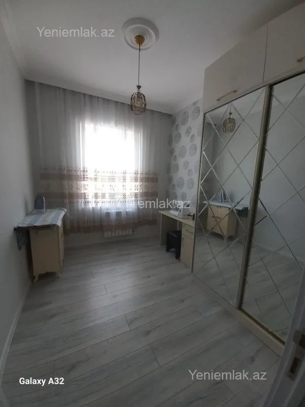 Satılır 4 otaqlı həyət evi 170 m²