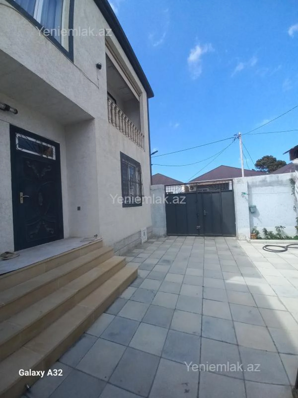 Satılır 4 otaqlı həyət evi 170 m²