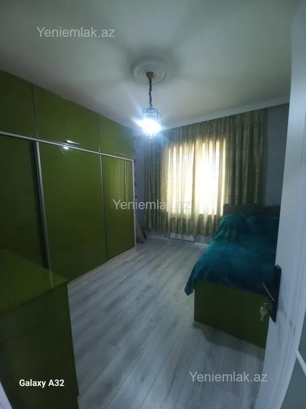 Satılır 4 otaqlı həyət evi 170 m²