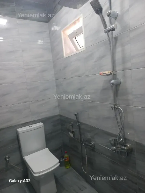 Satılır 4 otaqlı həyət evi 170 m²