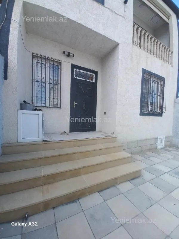 Satılır 4 otaqlı həyət evi 170 m²