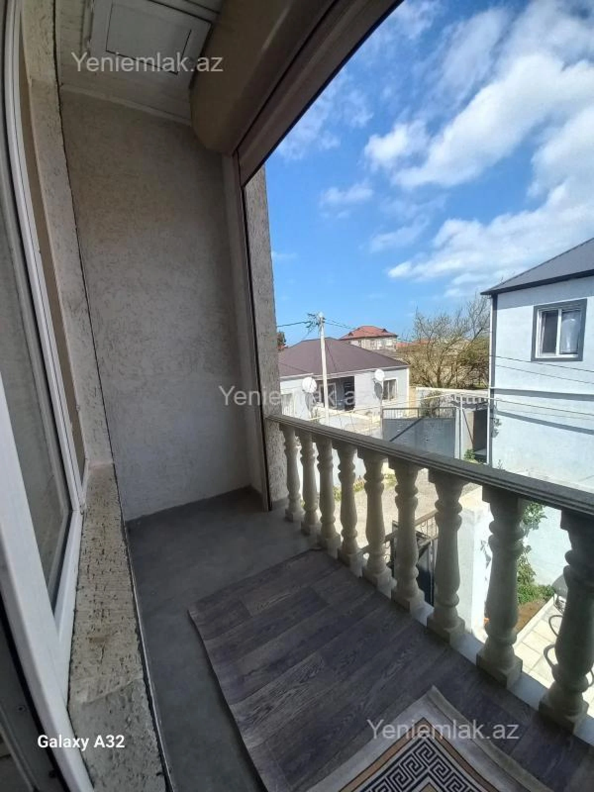 Satılır 4 otaqlı həyət evi 170 m²