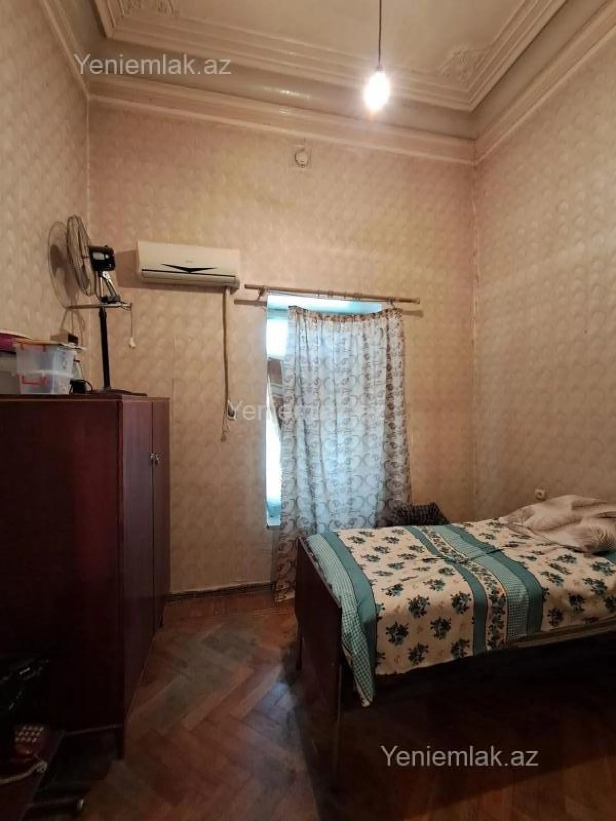 Satılır 2 otaqlı köhnə tikili 65 m²
