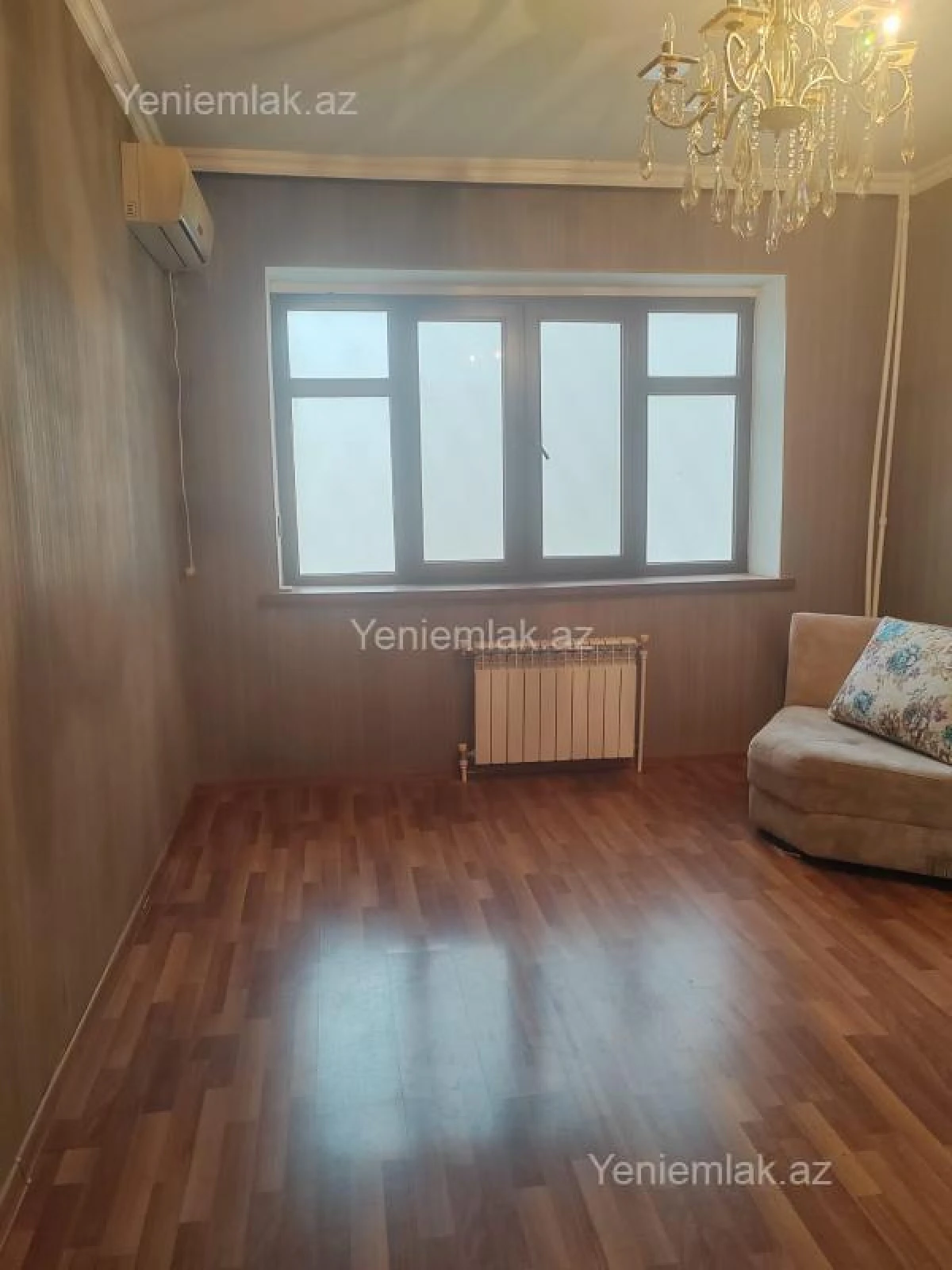 Satılır 4 otaqlı köhnə tikili 90 m²