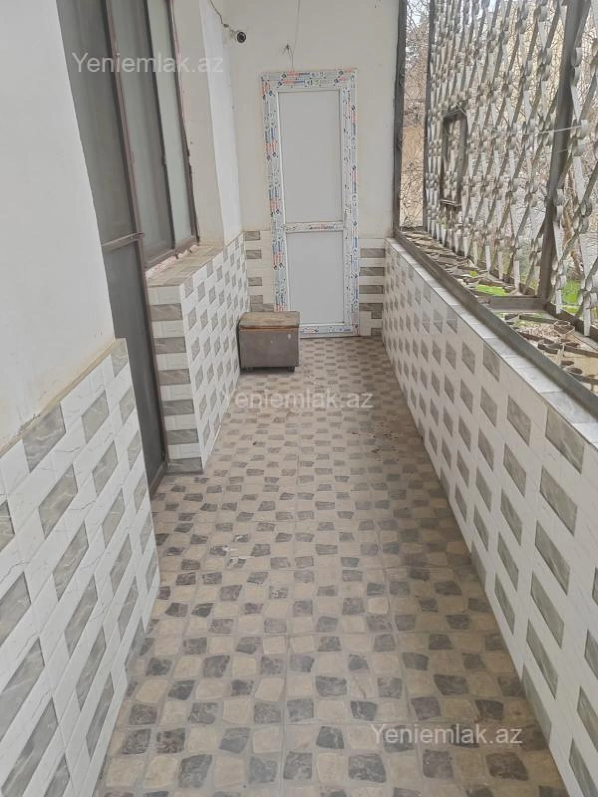 Satılır 4 otaqlı köhnə tikili 90 m²