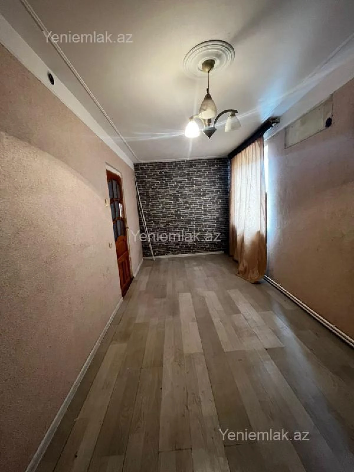Satılır 2 otaqlı köhnə tikili 46 m²