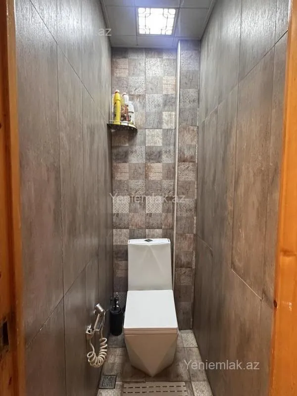 Satılır 3 otaqlı köhnə tikili 70 m²