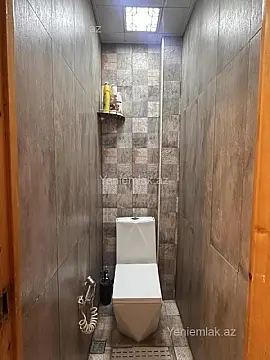 Satılır 3 otaqlı köhnə tikili 70 m²