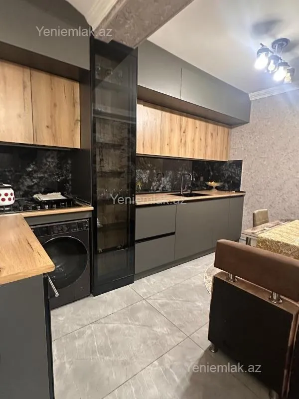 Satılır 3 otaqlı köhnə tikili 70 m²