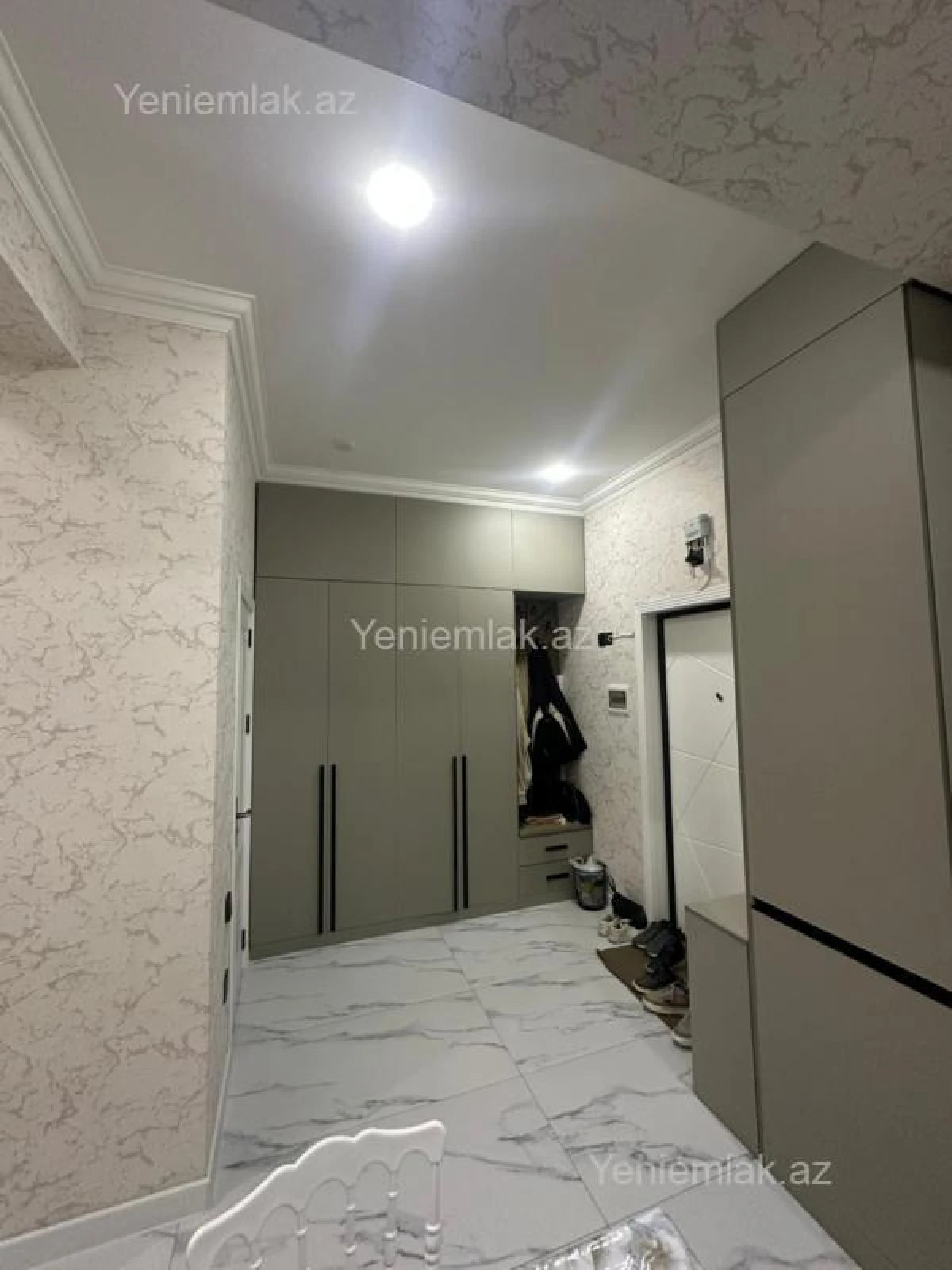 Satılır 2 otaqlı yeni tikili 60 m²