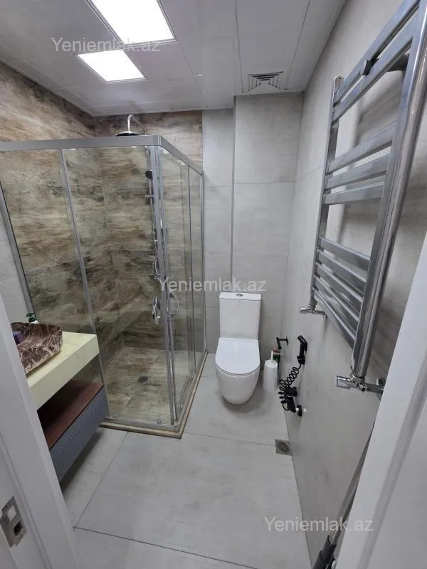 Satılır 2 otaqlı yeni tikili 50 m²