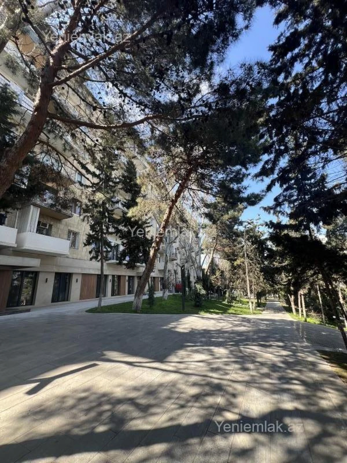 Satılır 3 otaqlı köhnə tikili 95 m²