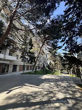 Satılır 3 otaqlı köhnə tikili 95 m²