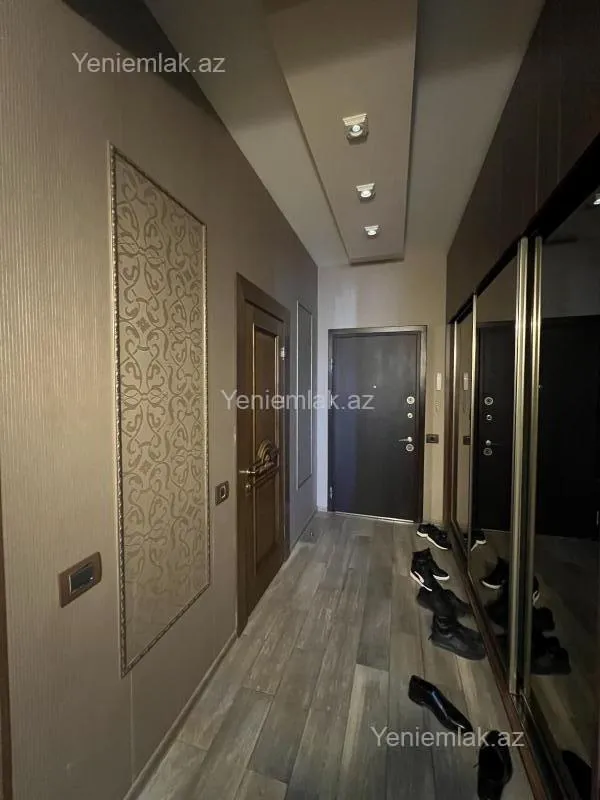 Satılır 3 otaqlı yeni tikili 85 m²