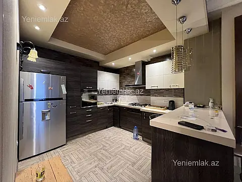 Satılır 3 otaqlı yeni tikili 85 m²