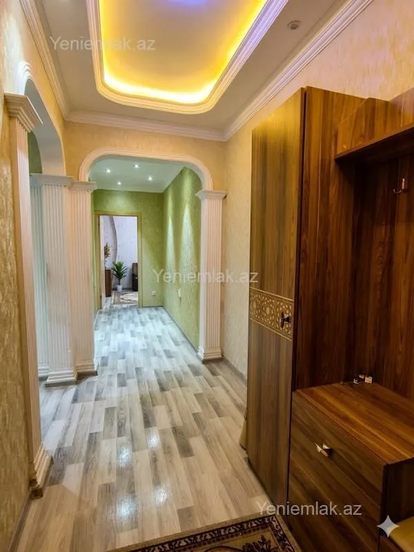 Satılır 3 otaqlı köhnə tikili 86 m²