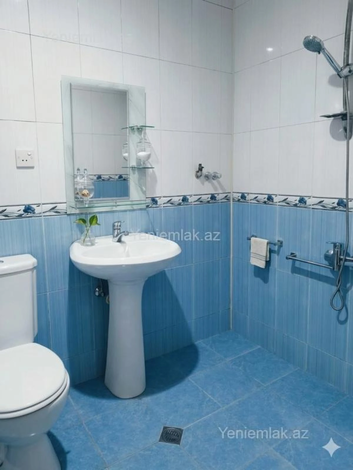 Satılır 3 otaqlı köhnə tikili 86 m²