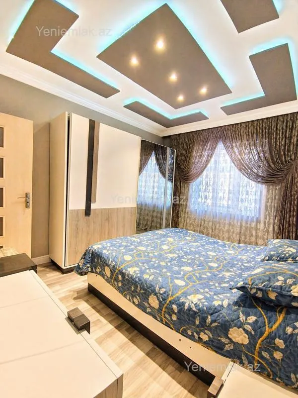 Satılır 3 otaqlı köhnə tikili 86 m²