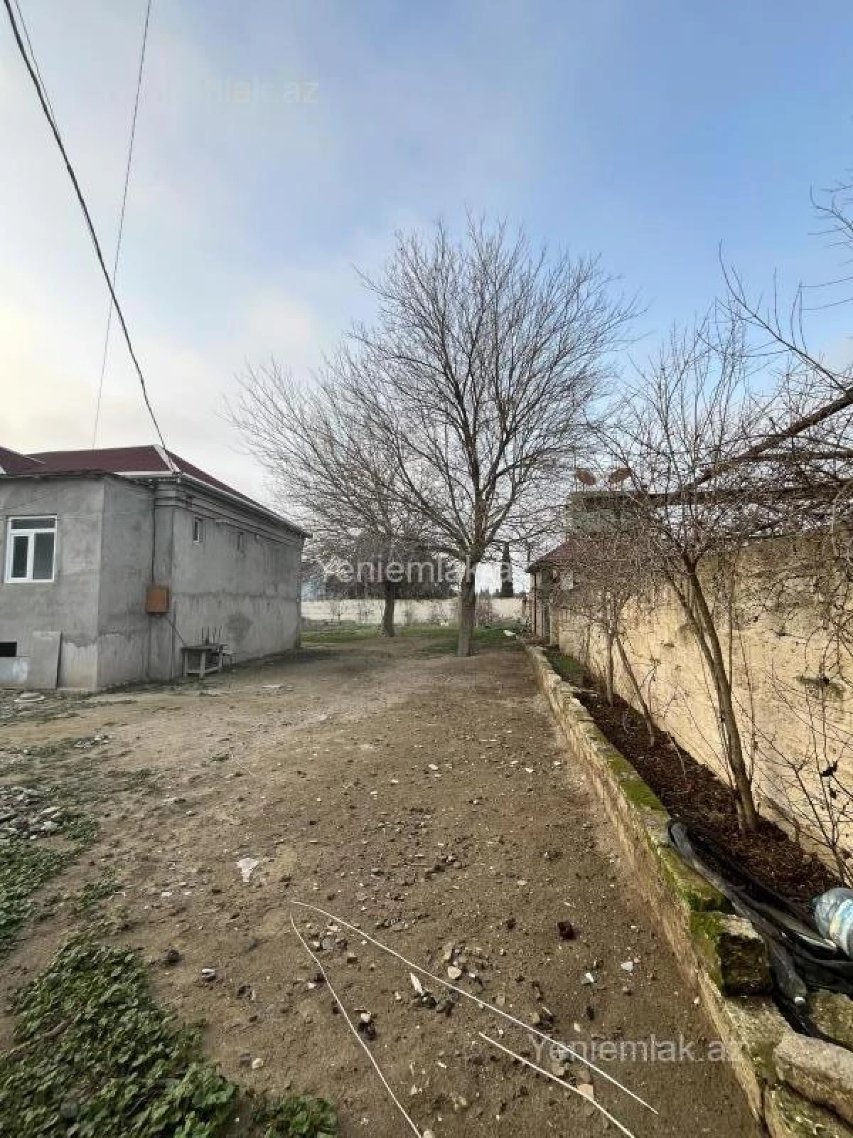 Satılır 3 otaqlı həyət evi 80 m²