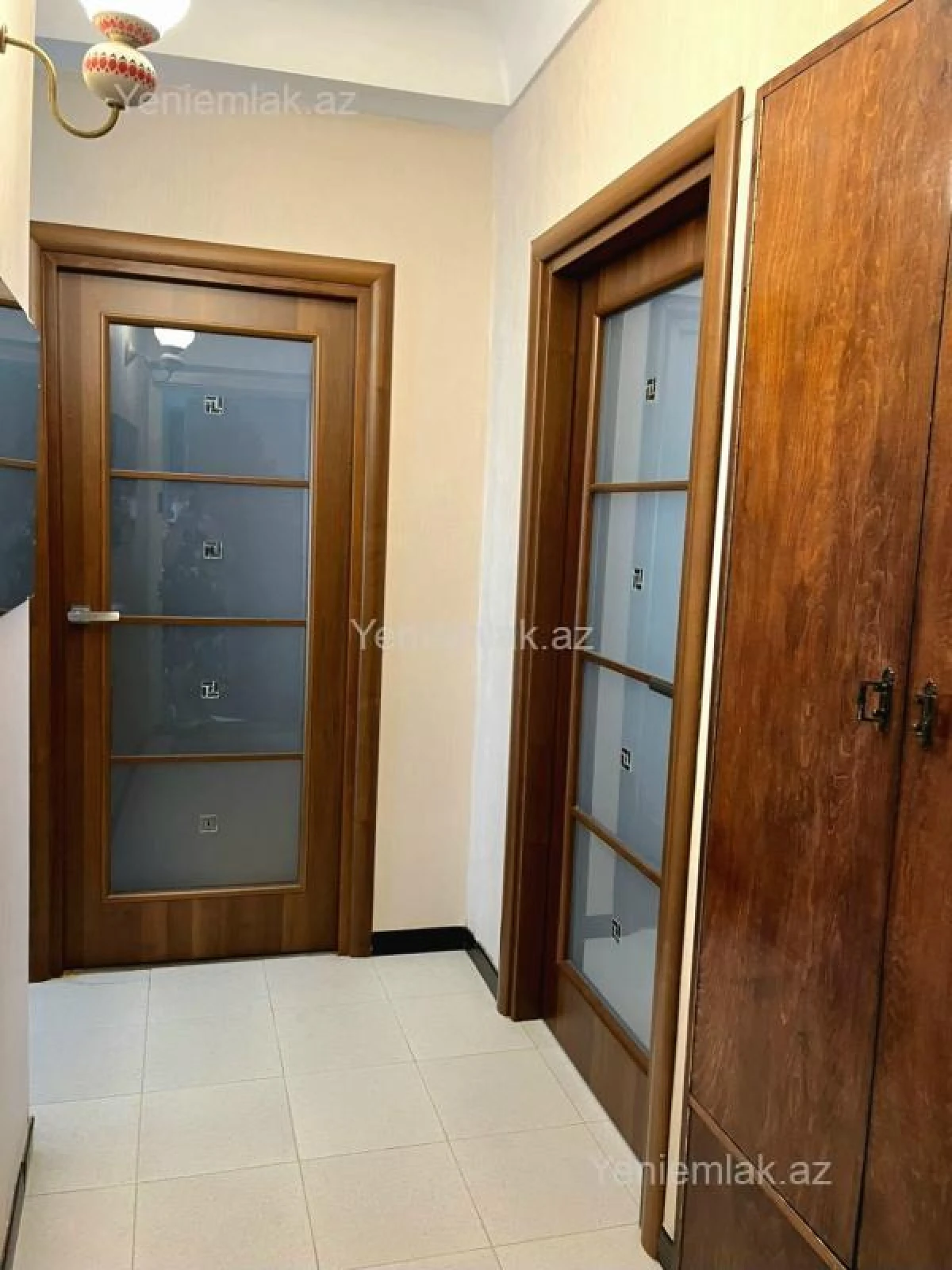 Satılır 3 otaqlı köhnə tikili 75 m²