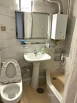 Satılır 3 otaqlı köhnə tikili 75 m²