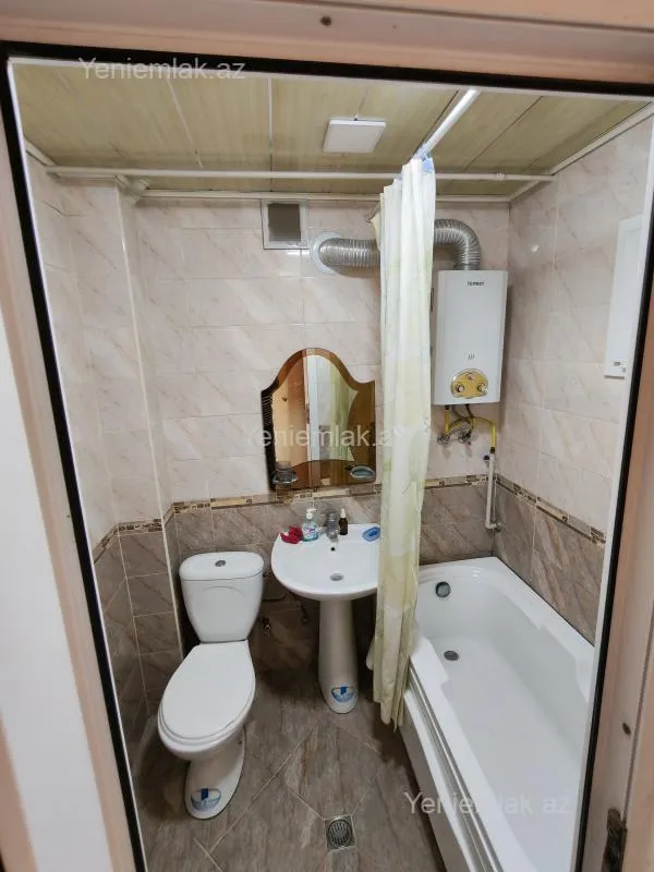 Satılır 2 otaqlı köhnə tikili 46 m²