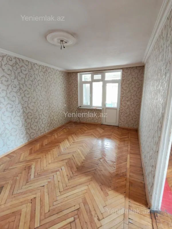 Satılır 2 otaqlı köhnə tikili 46 m²