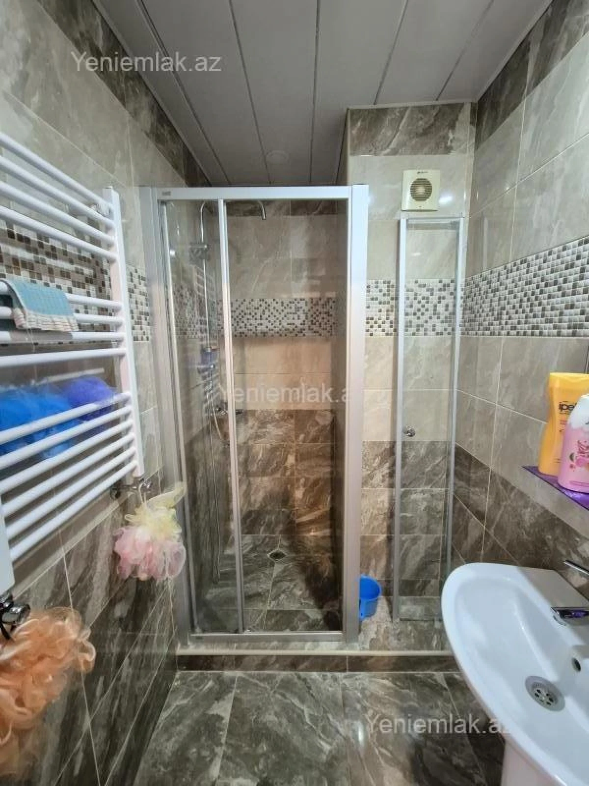 Satılır 3 otaqlı yeni tikili 90 m²