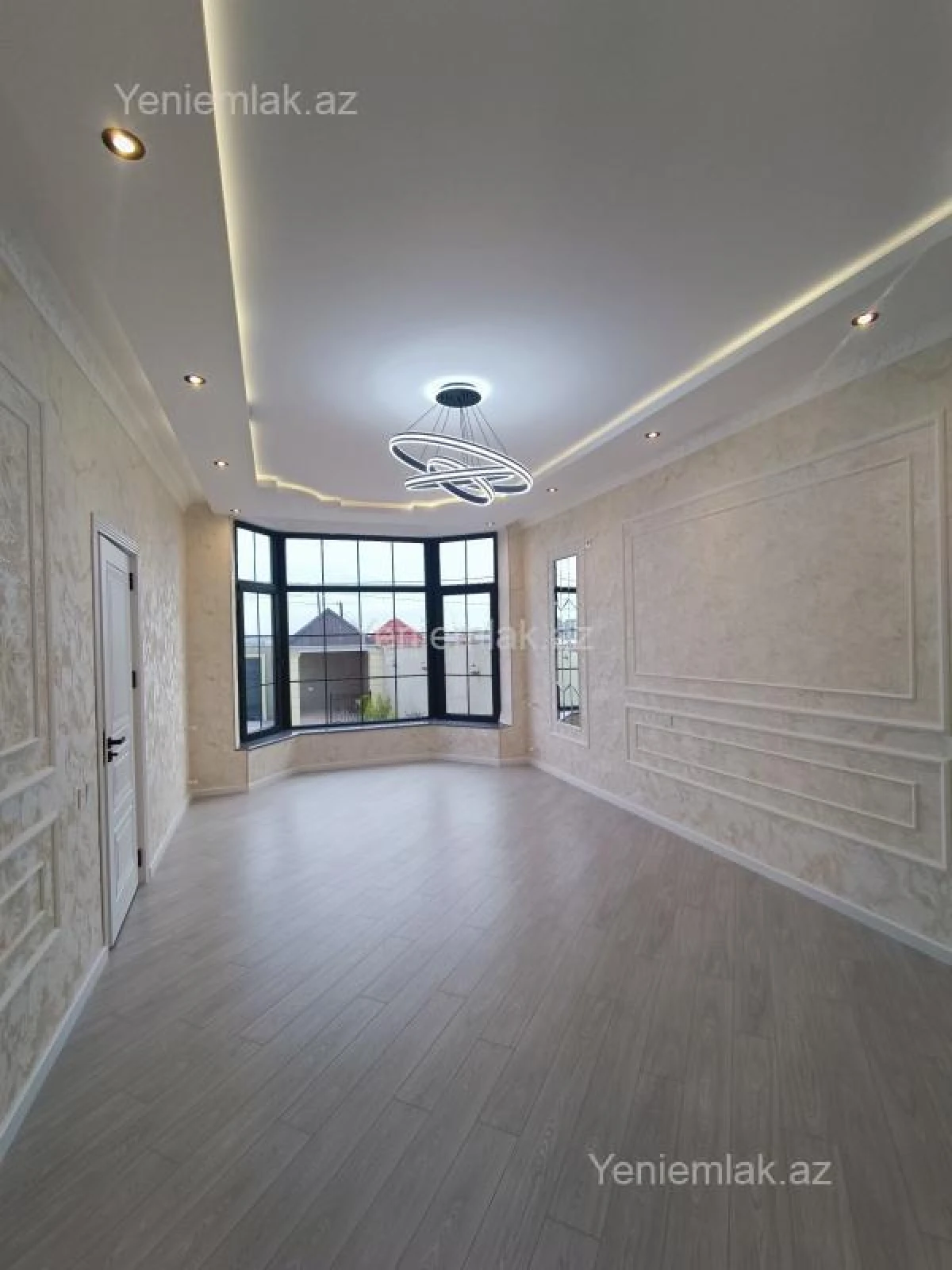 Satılır 5 otaqlı həyət evi 150 m²