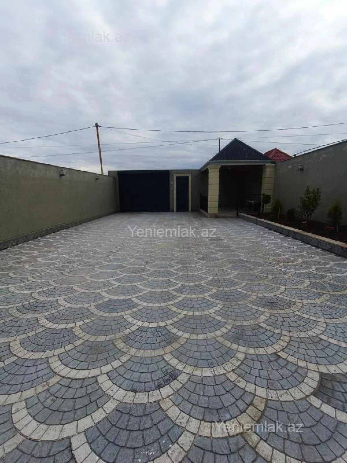 Satılır 5 otaqlı həyət evi 150 m²