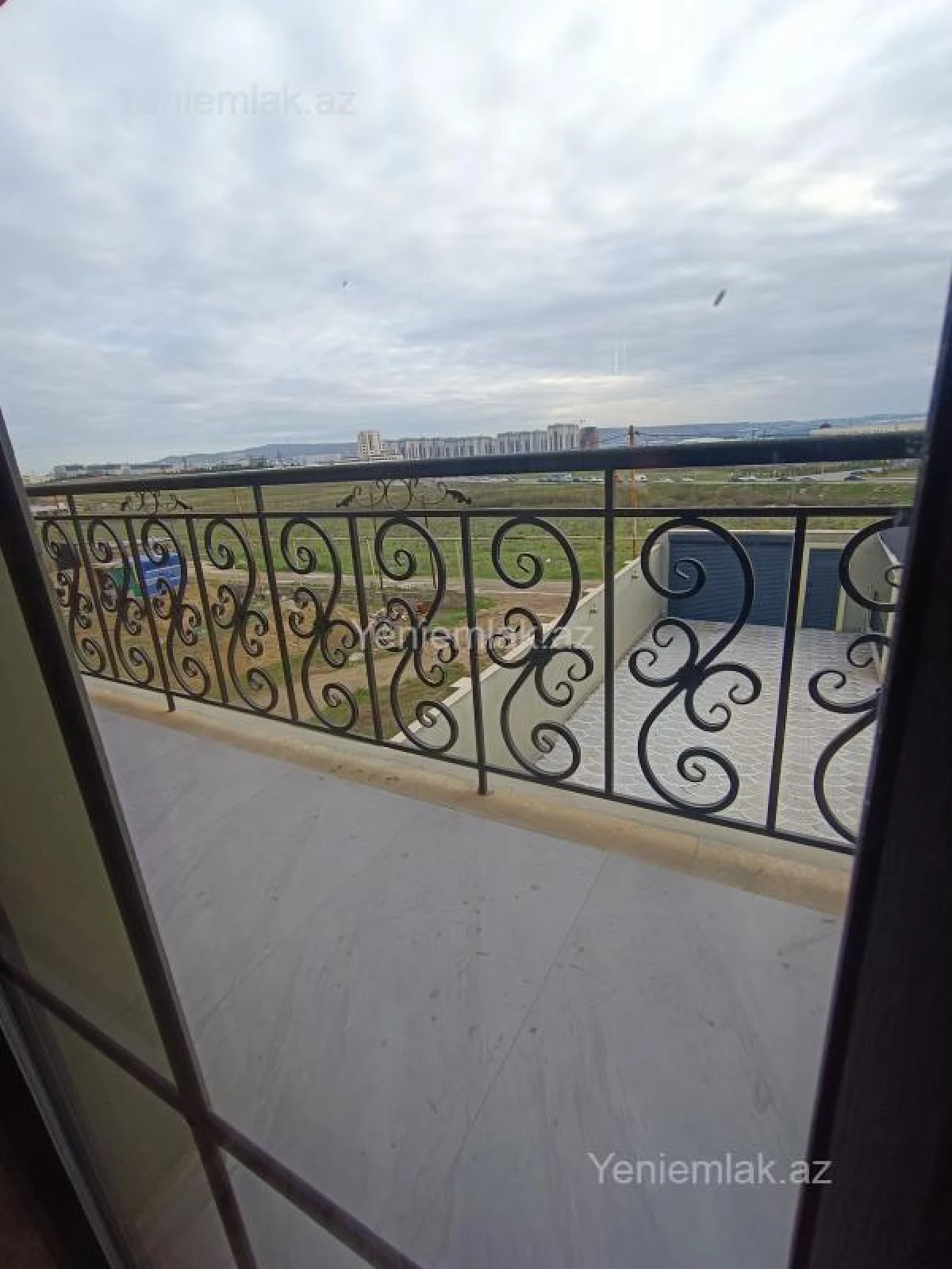 Satılır 5 otaqlı həyət evi 150 m²