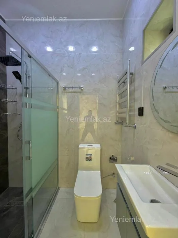 Satılır 4 otaqlı həyət evi 140 m²