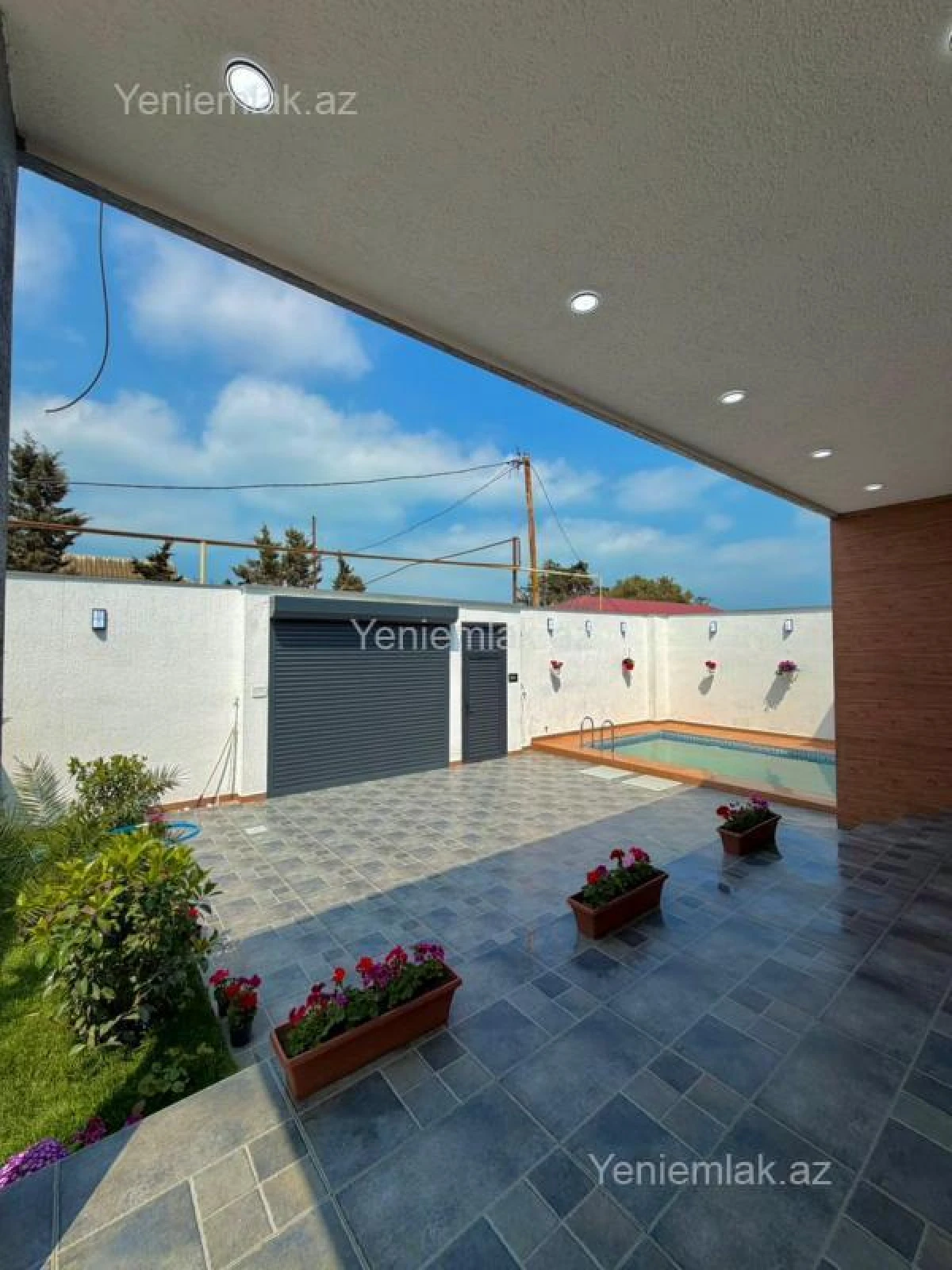 Satılır 4 otaqlı həyət evi 140 m²