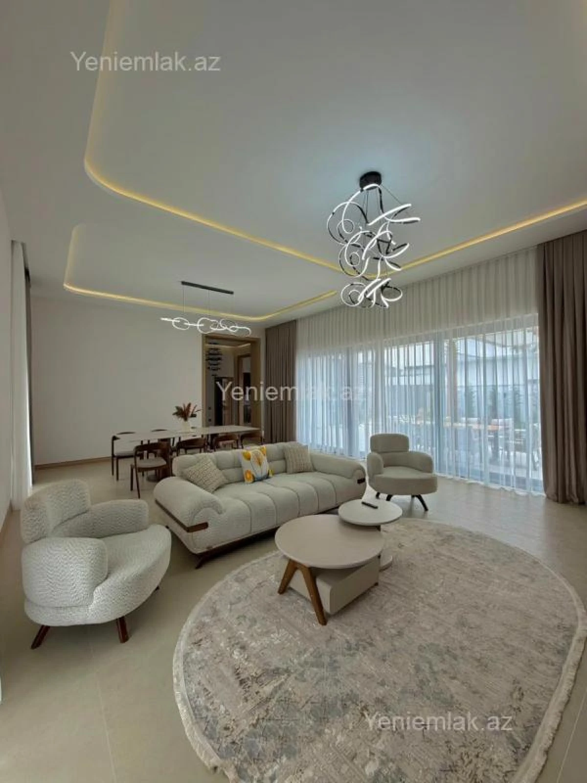 Satılır 5 otaqlı həyət evi 220 m²