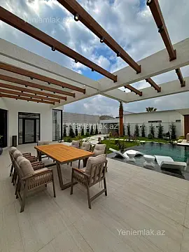 Satılır 5 otaqlı həyət evi 220 m²