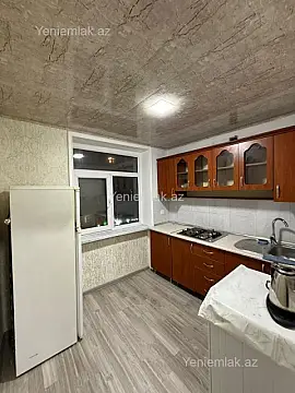 Satılır 1 otaqlı köhnə tikili 35 m²
